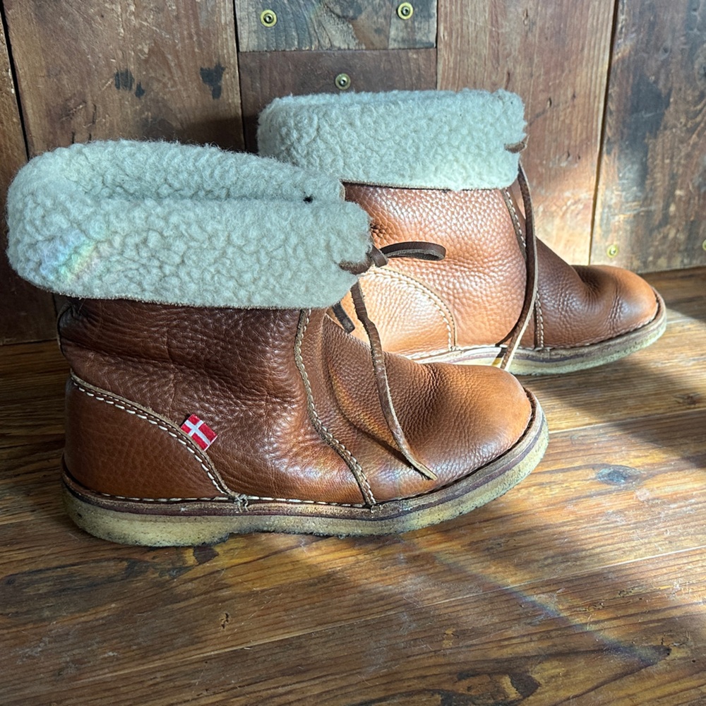 Duckfeet Brown Leather Boots with Shearling Lining 38